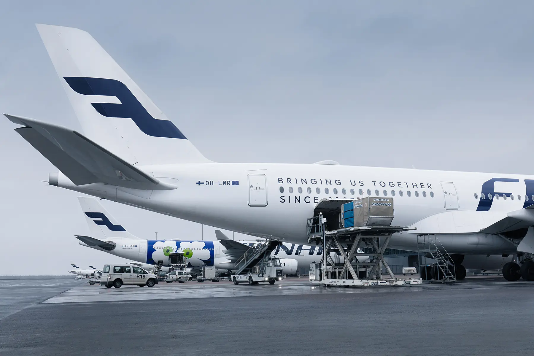 fly finnair with qantas points and save money